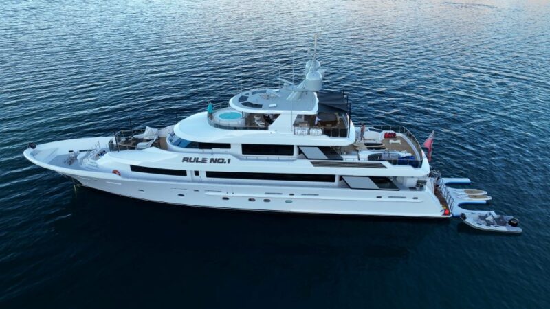 Rule No 1 Yacht Charter in Cabo