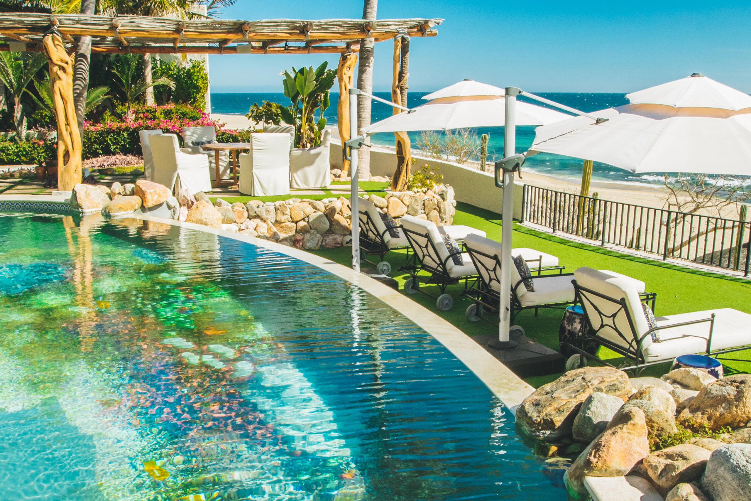 Casa Bellamar poolside with beachfront views in East Cape, Onsite Villa Staff Los Cabos