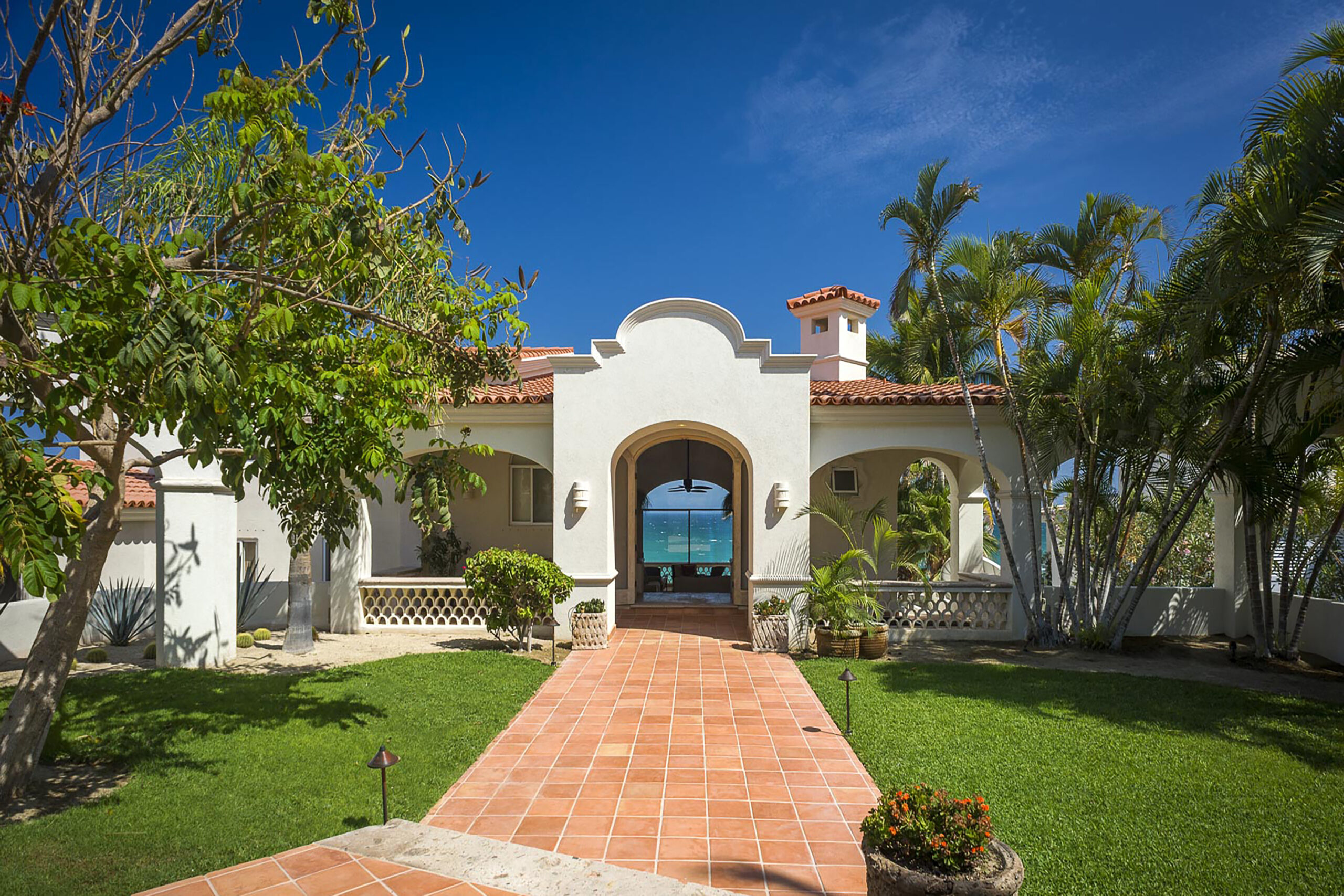 Casa Edwards Too private bedroom suite in Punta Bella, Beachfront Los Cabos