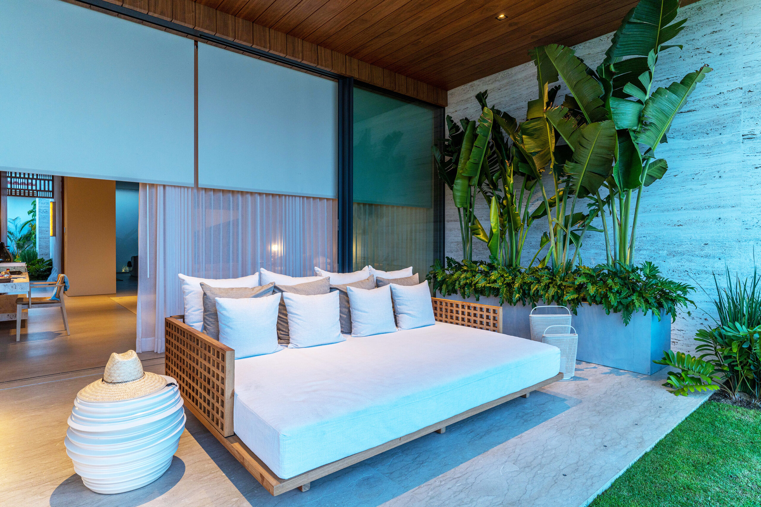 Casa Elije en suite outdoor seating area in Palmilla Los Cabos