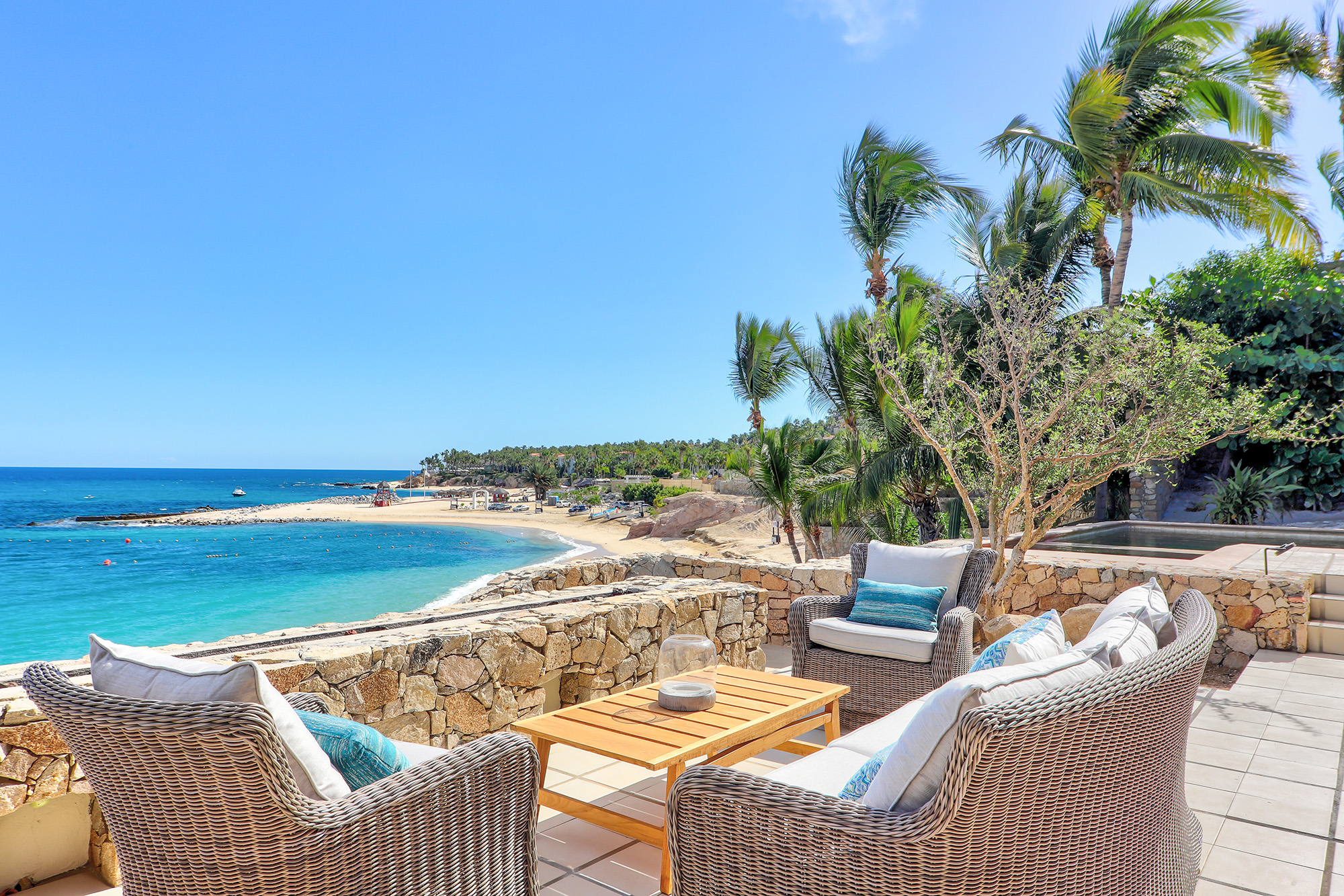 Casa Manana terrace with beach view in Palmilla, Beachfront Los Cabos