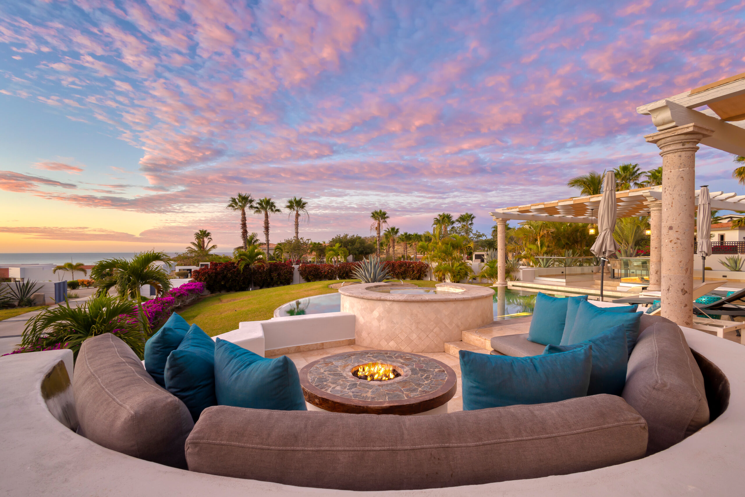 Casa Micana fire pit with gorgeous views in Puerto Los Cabos, Golf Nearby Los Cabos
