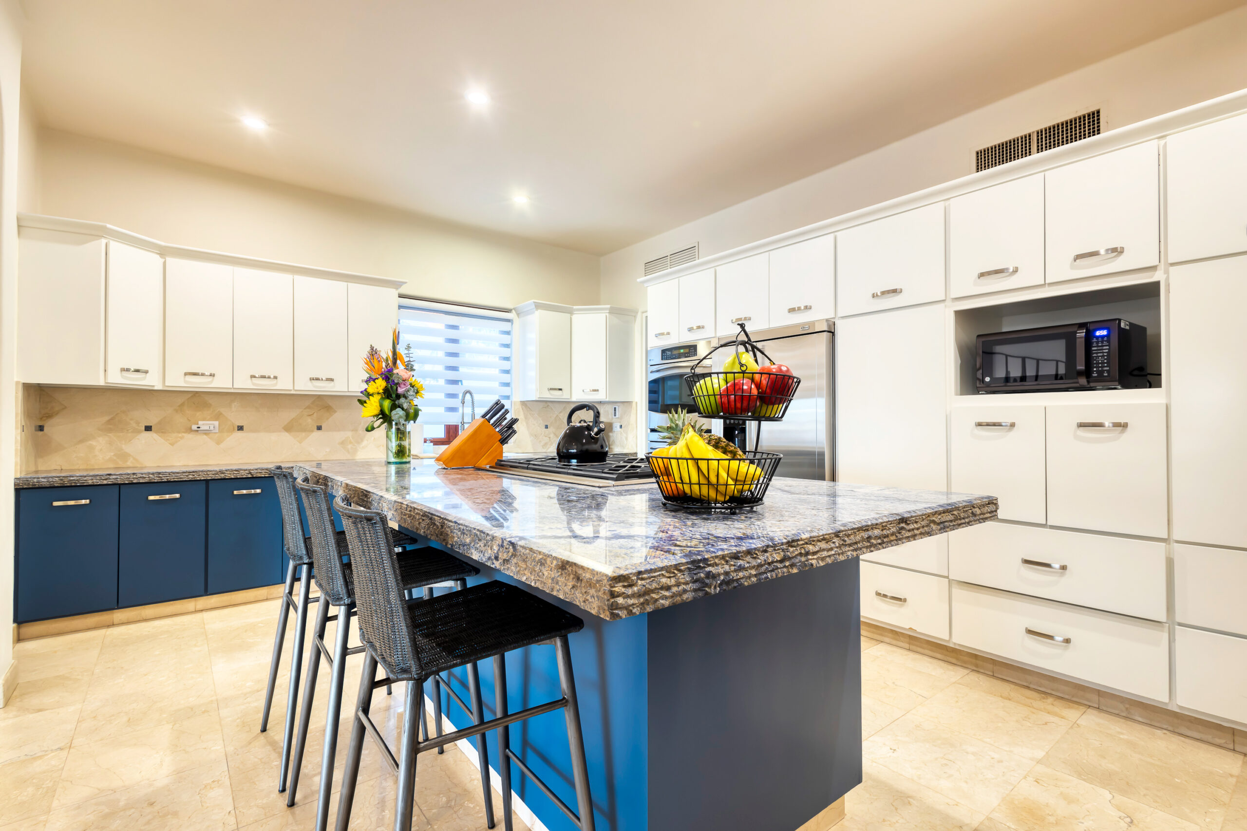 Casa Micana fully equipped kitchen with bar seating in Puerto Los Cabos, Golf Nearby Los Cabos