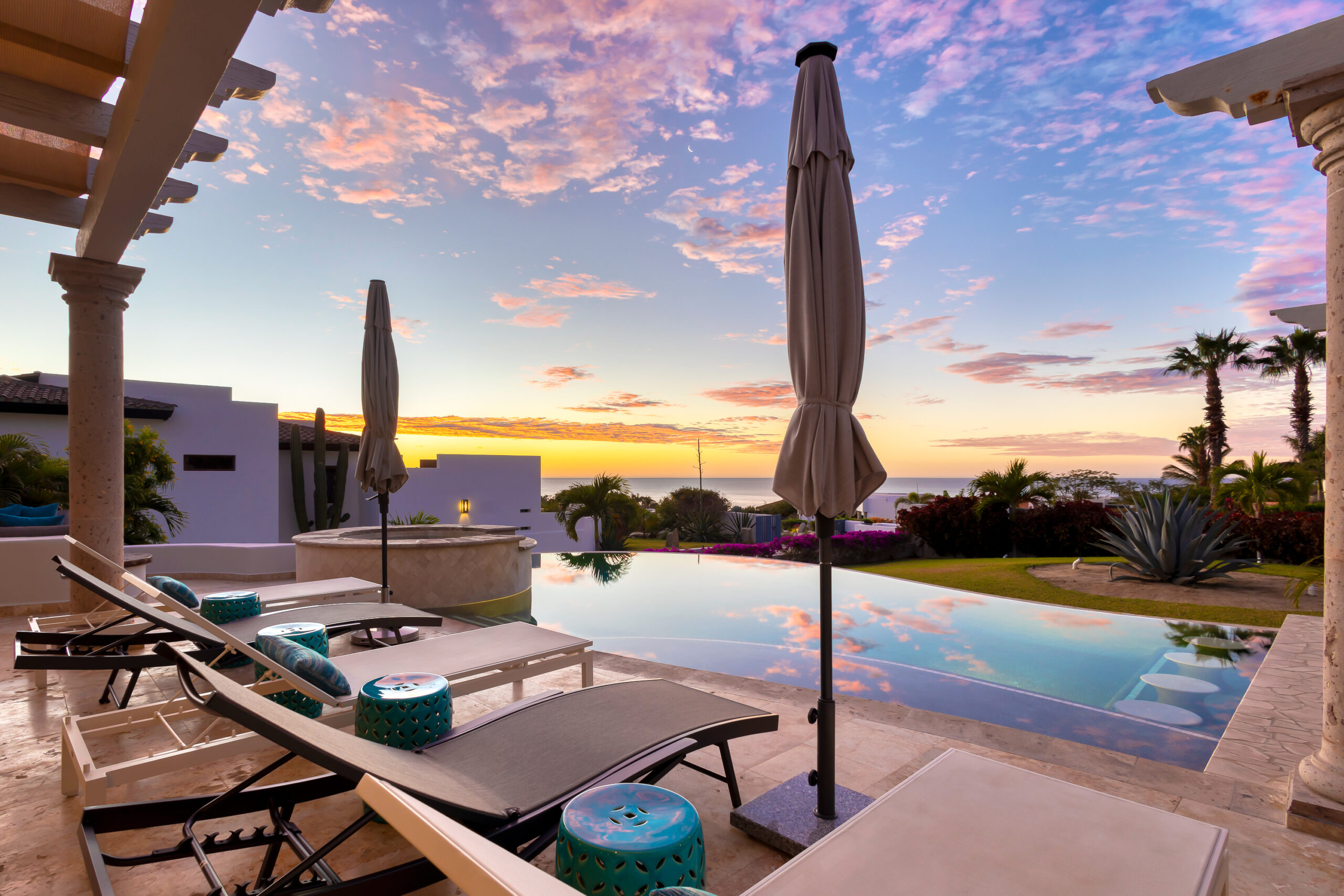 Casa Micana poolside with beautiful ocean sunset views in Puerto Los Cabos, Golf Nearby Los Cabos