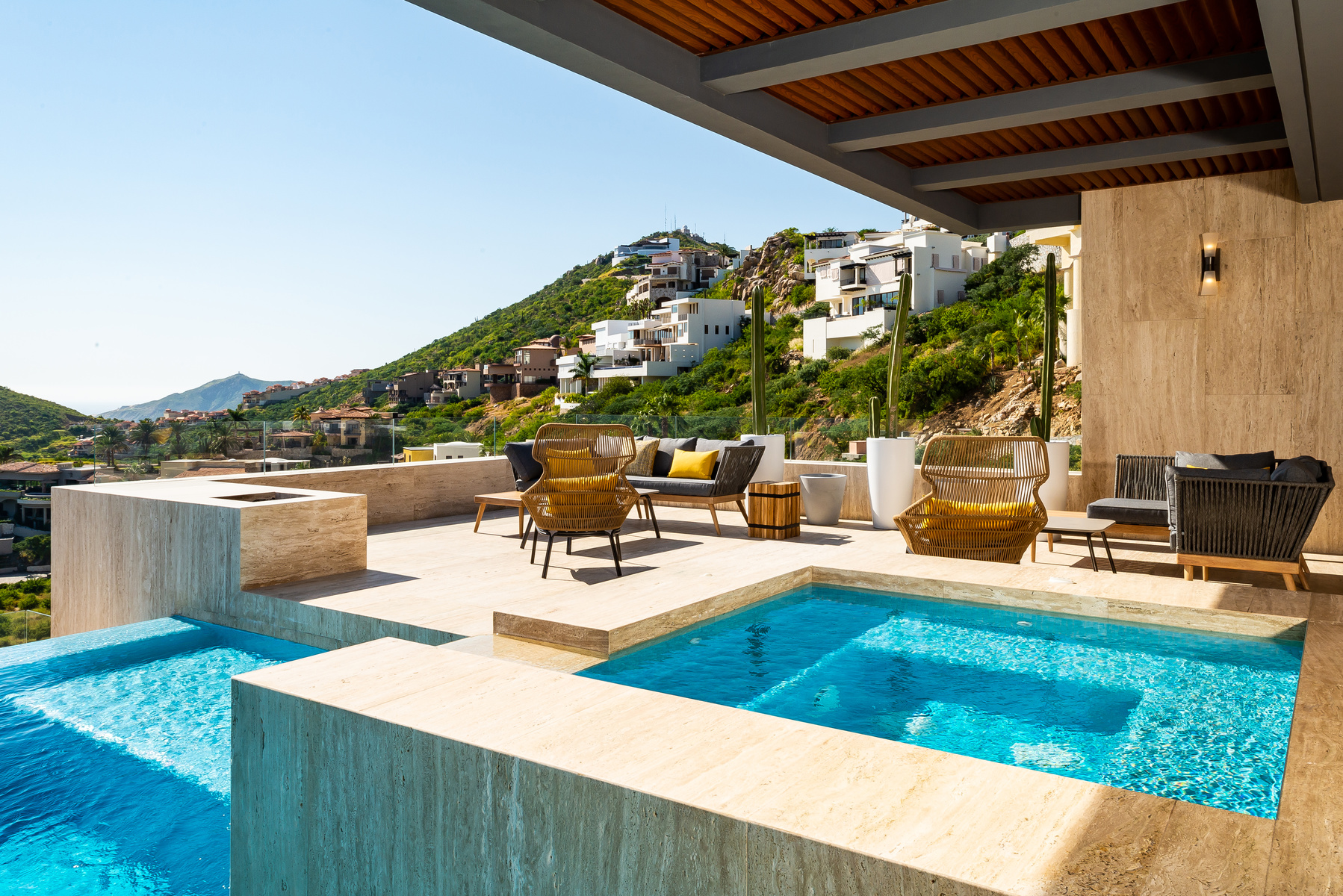 Maison de Cortes sunny patio with infinity pool and jacuzzi in Pedregal Pacific, Onsite Villa Staff Los Cabos
