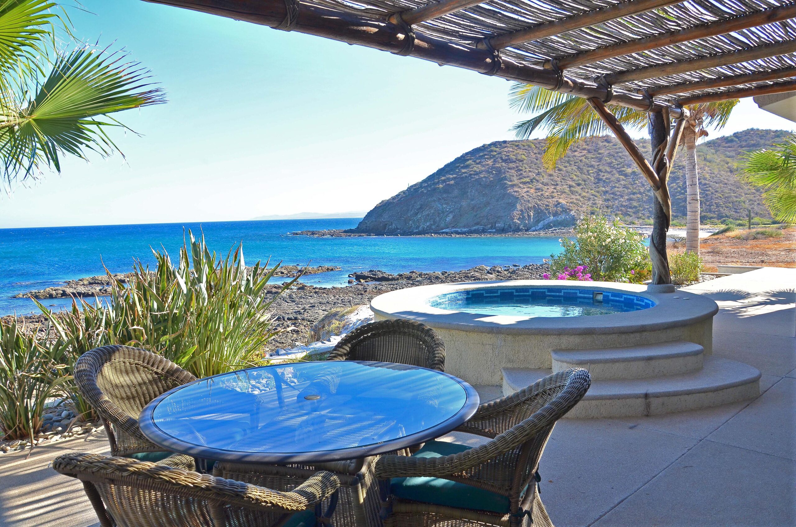 Rancho De Costa patio with jacuzzi and ocean view in Rancho De Costa, Beachfront Los Cabos