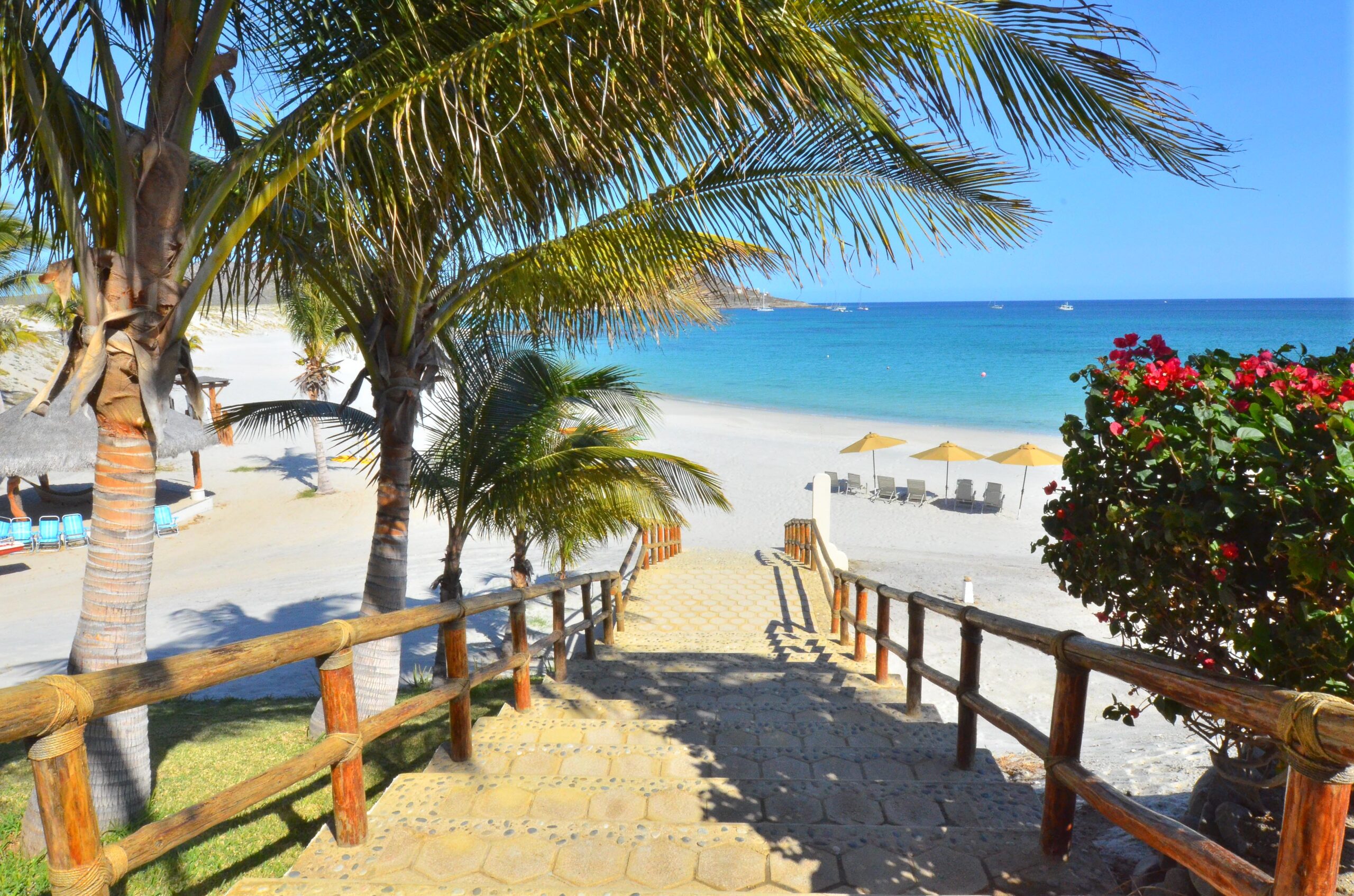 Rancho De Costa walkway to the beach in Rancho De Costa, Beachfront Los Cabos