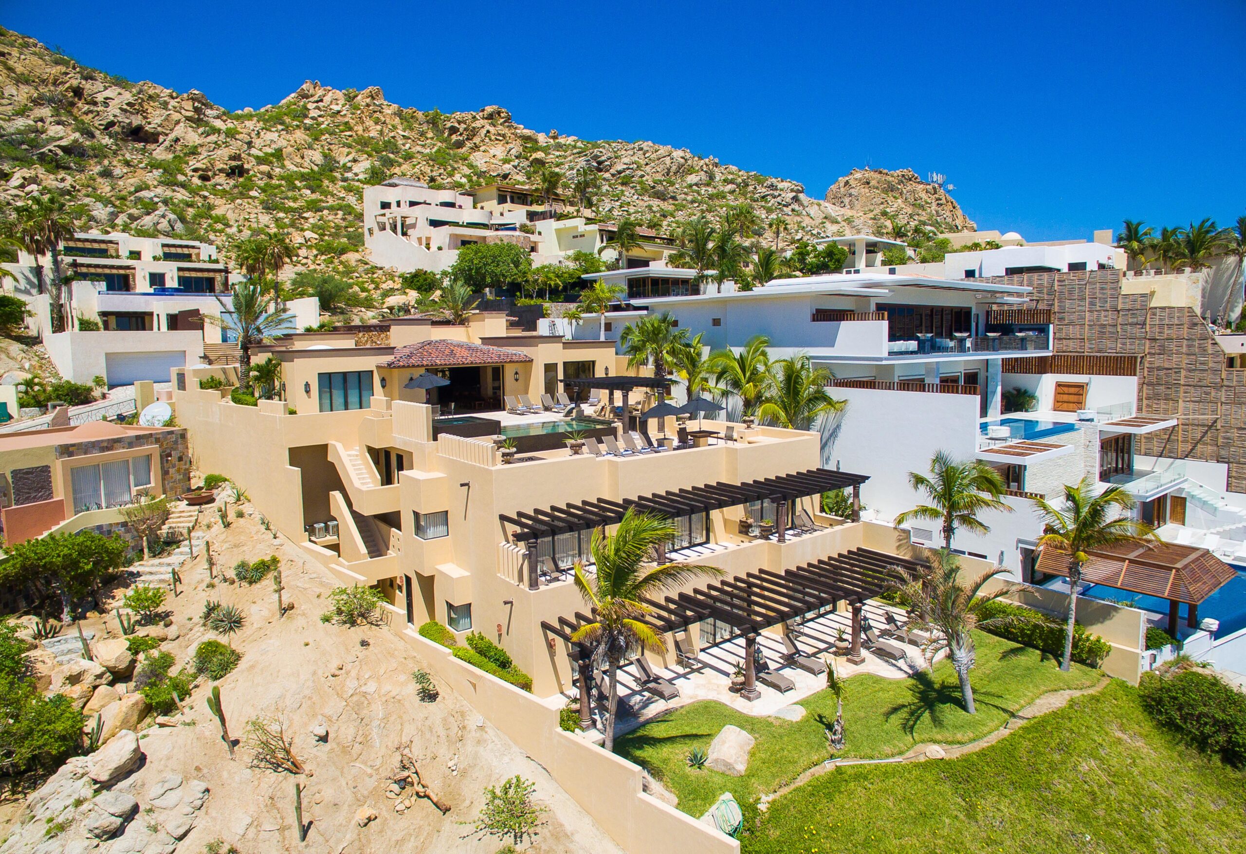 Villa Gran Vista exterior view in Pedregal Pacific, Oceanfront Los Cabos