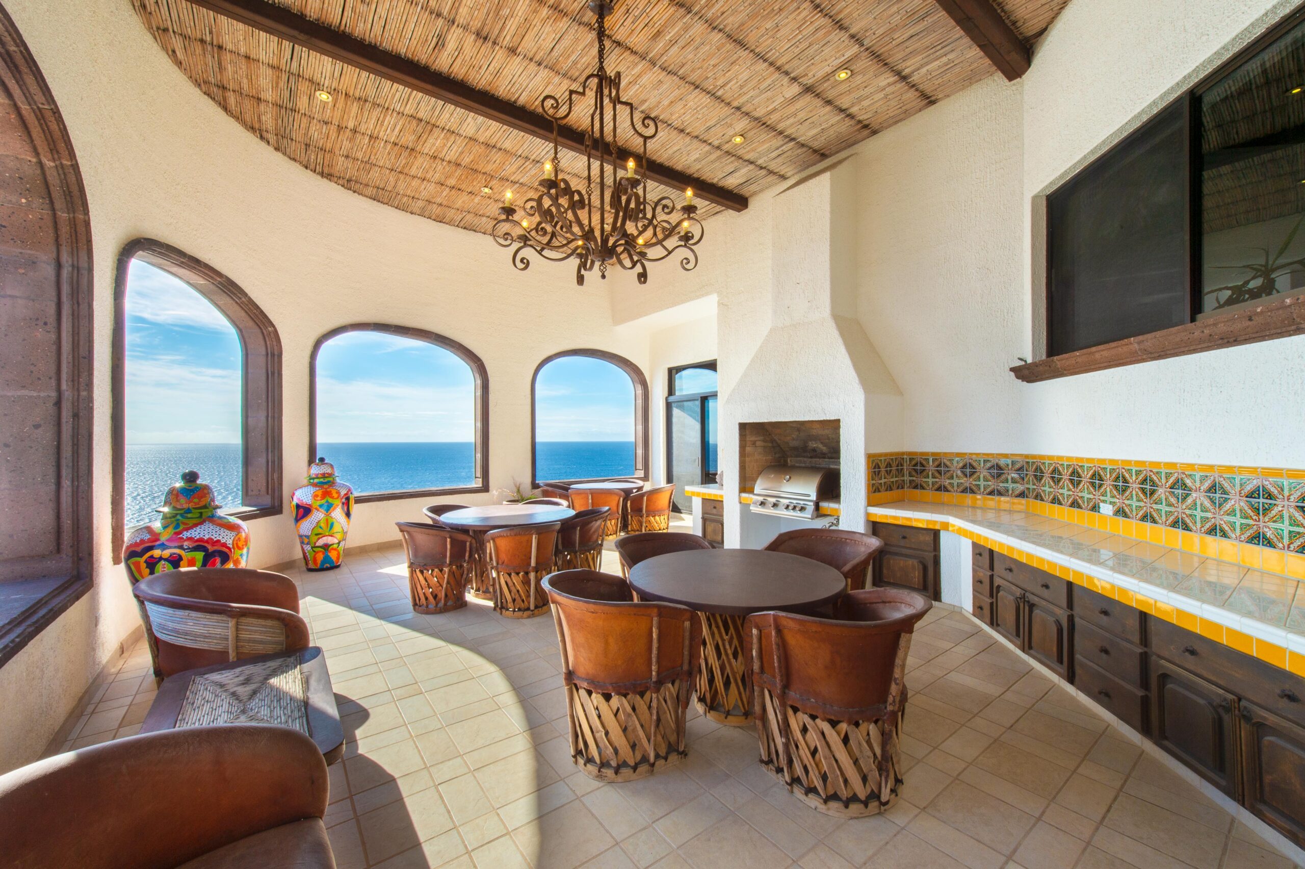 Villa Grande covered patio with dining for 12 with bar and grill in Pedregal Pacific, Oceanfront Los Cabos