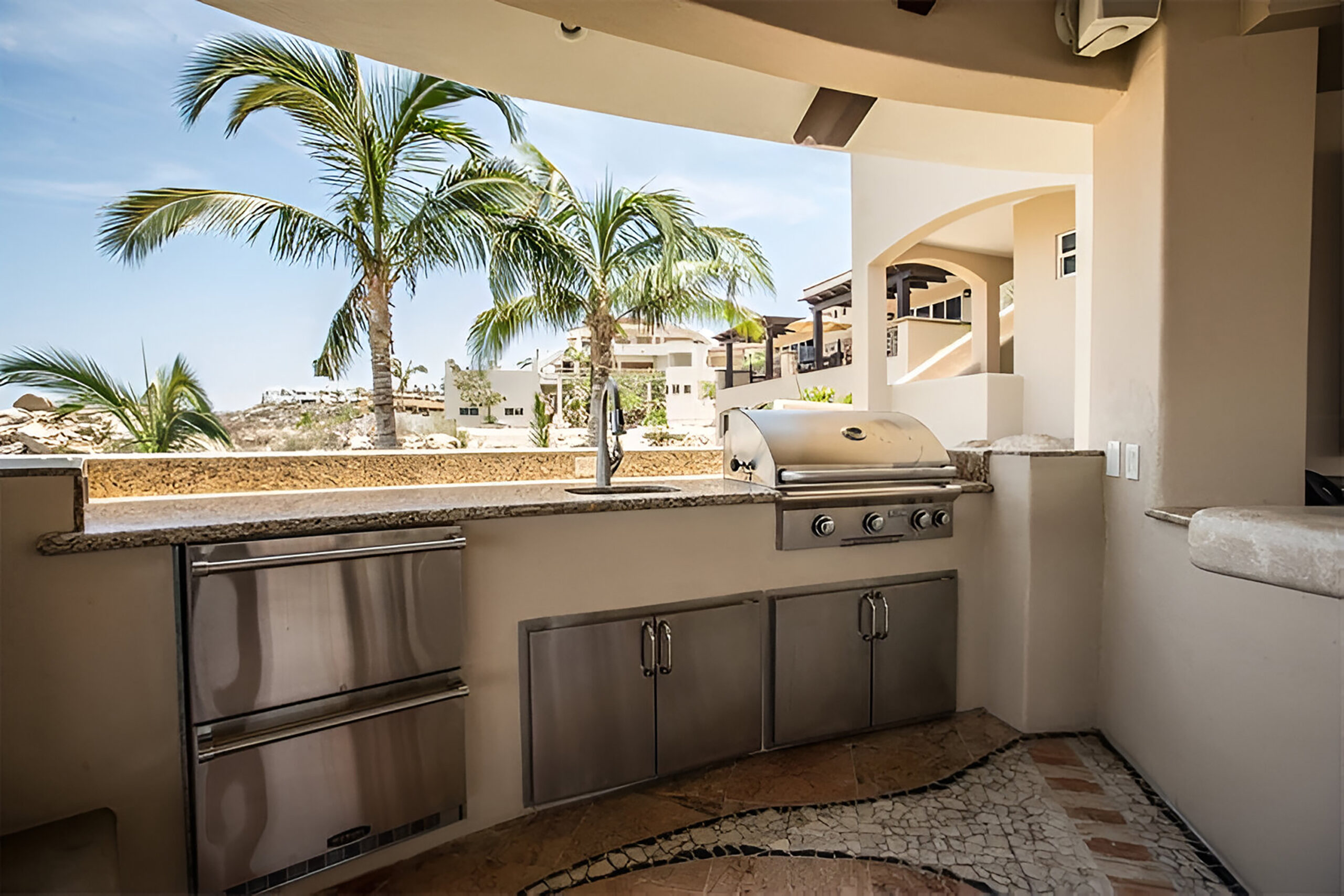 Villa Las Palmas indoor gathering space in Pedregal Pacific, Onsite Villa Staff Los Cabos