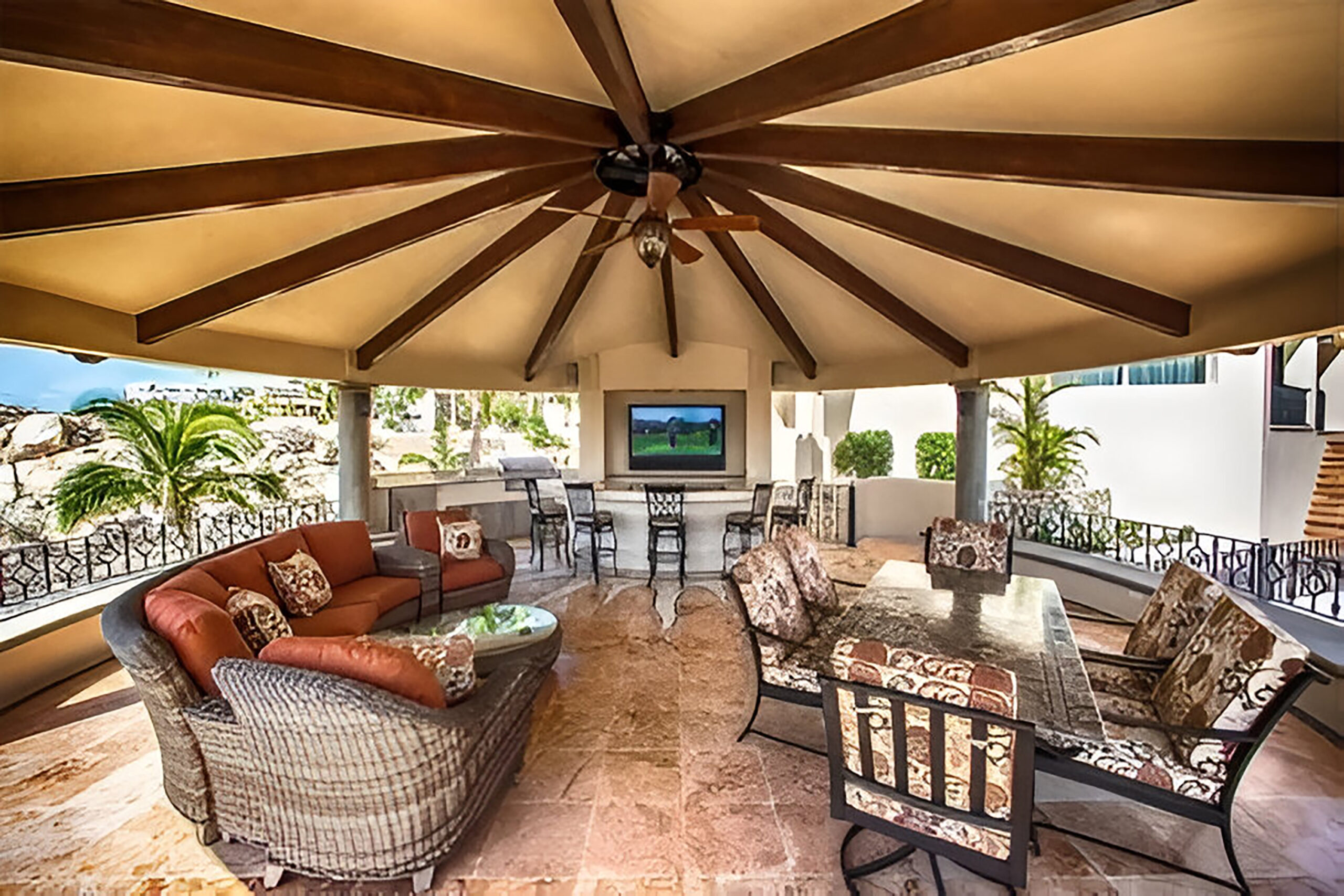Villa Las Palmas outdoor dining area in Pedregal Pacific, Onsite Villa Staff Los Cabos