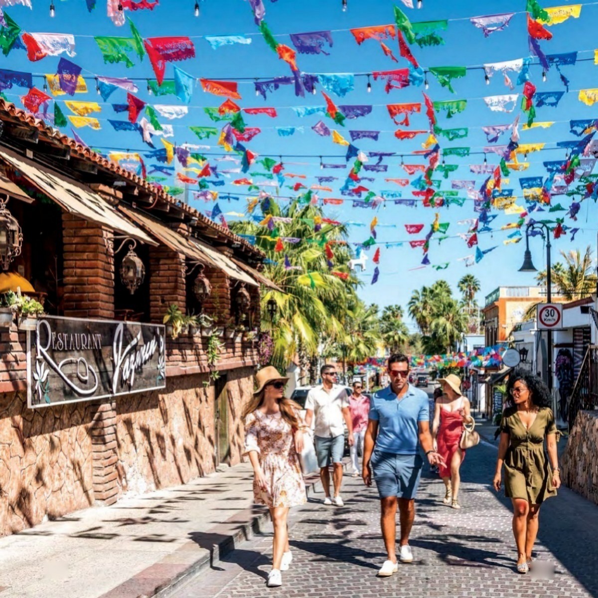 San Jose del Cabo Art District street scene from the Book Baja 2026 Guide