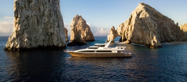 Cabo Yacht Charter Itineraries: What You Can Do in 3, 4, 6, or 8 Hours