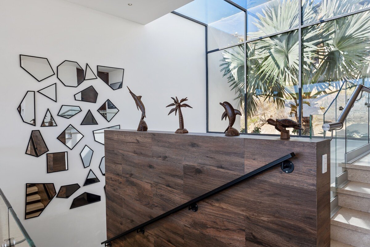 Casa Texas in Pedregal, Cabo San Lucas — Billiards table in the games room